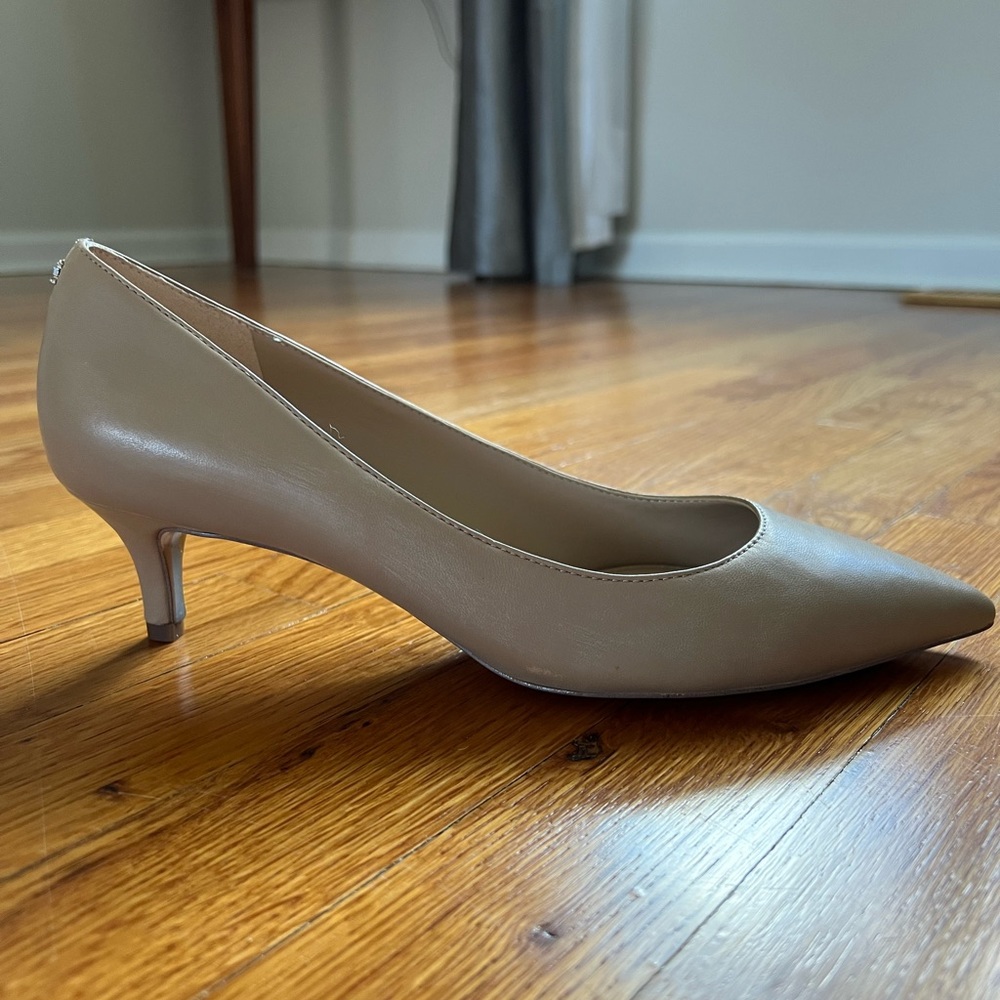 Sam Edelman Dori Kitten Heel Pump - Picture 6 of 7